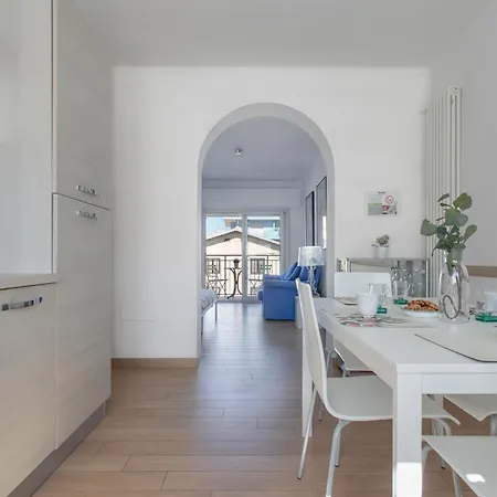 Apartmán Grazioso Seconda Fila Sul Mare - Wifi